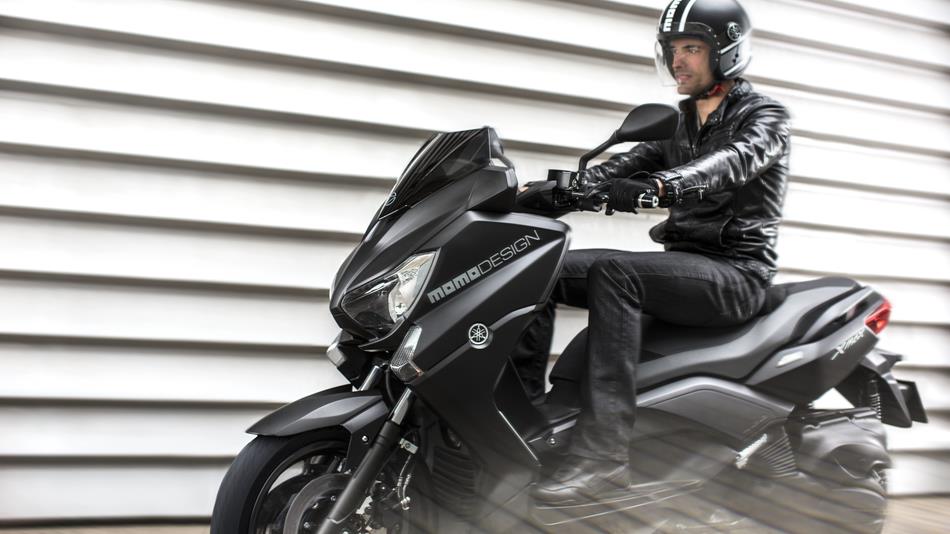 binario rodillo Interpretativo Nuevas Yamaha X-MAX Momodesign 2015 - Arimany Motor - Motos Nuevas y de  Ocasión