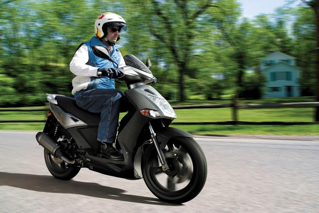 Honda lidera la venta de scooters y motos en el pasado mes
