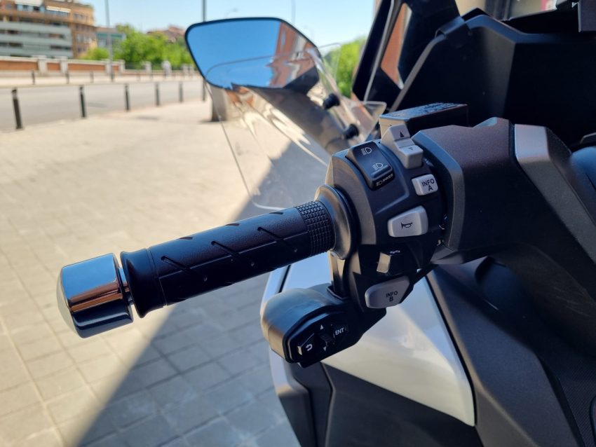 honda forza 350 (2022)