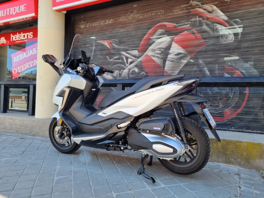 honda forza 350 (2022)